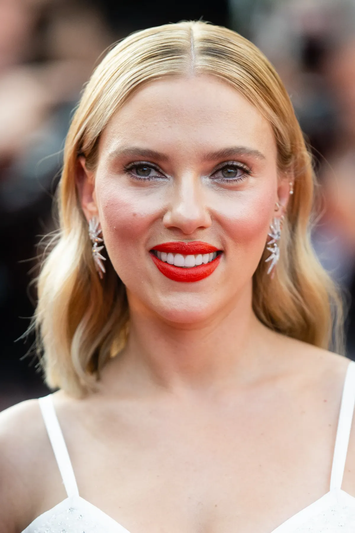 The Scarlett Kisses Controversy: Unfolding Now! - dhhw58o